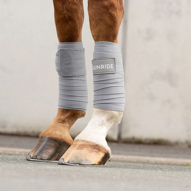 graue fleece bandagen aus der wellington kollektion im set