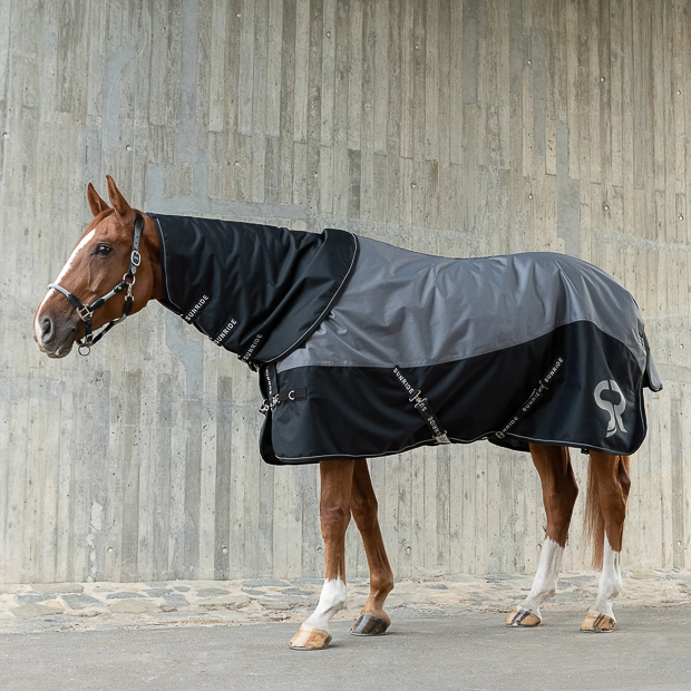 graue winterdecke helsinki mit 250 gramm fuellung und dem passenden halsteil mit fuellung